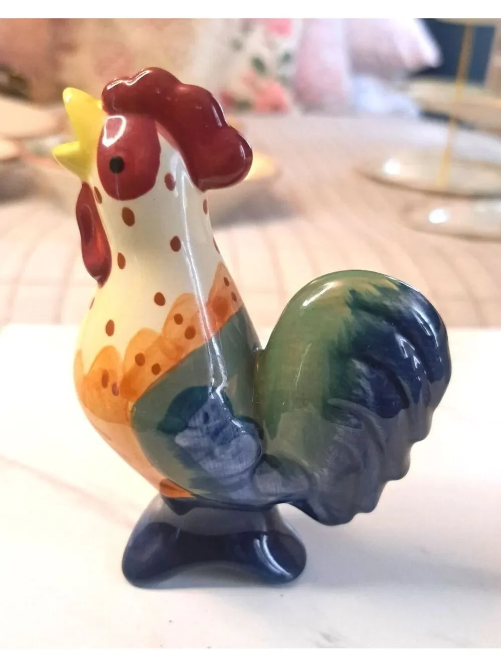 Vintage Pfaltzgraff Pistoulet Ceramic Rooster Pie Bird by Artist Susan Winget